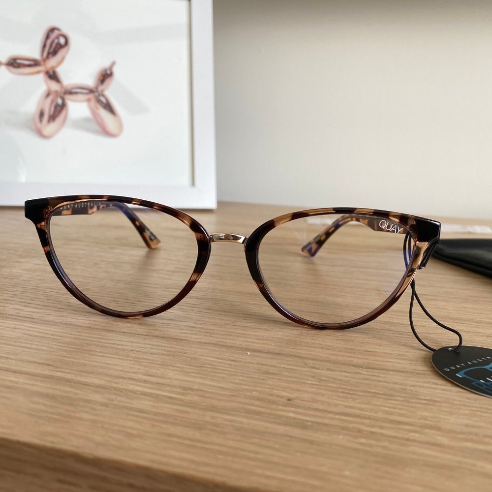 QUAY Rumours Blue Light Glasses in Tortoise